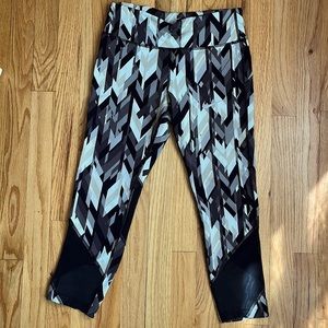 Nike Women’s Running Capris Size S